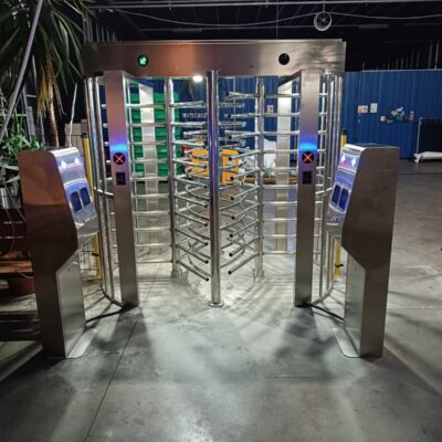 Full Height Security Gate Hand Desinfection Panthera 1